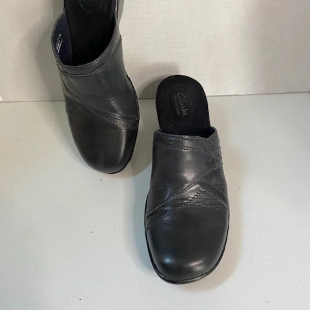 Clark’s Navy blue Leather wedge Mules Clogs, size 8.5N - Picture 6 of 8